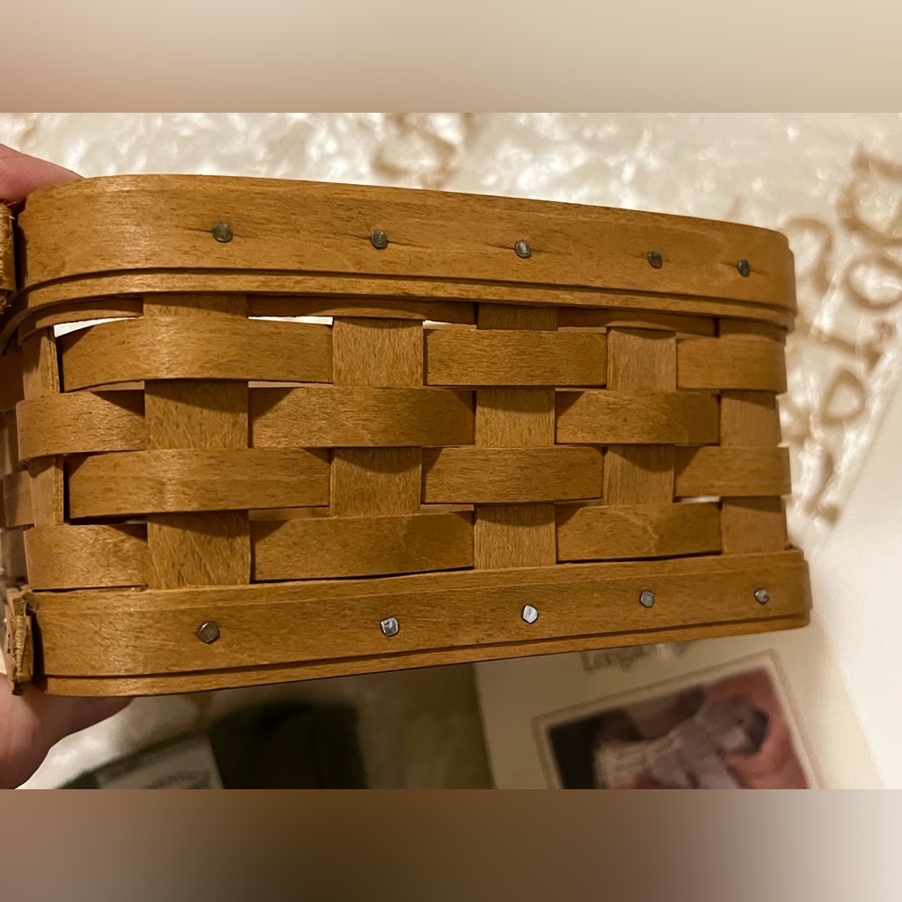NWT LONGABERGER SMALL CORNER BASKET & SAGE LINER. - Picture 12 of 16